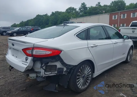2013 Ford Fusion Hybrid Titanium from USA, damaged, VIN 3FA6P0RU6DR315585